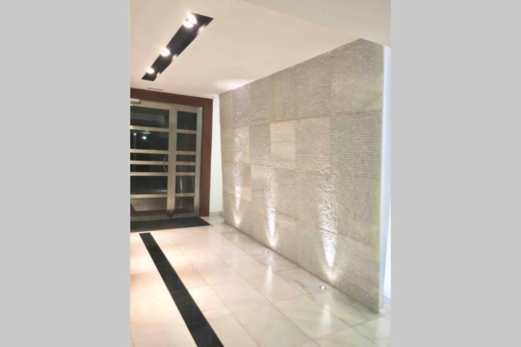 Apto Urbanización Piscina Céntrico Garaje Incluido Castro Urdiales Esterno foto